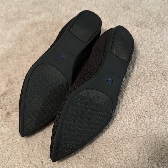 Rothy’s - Picture 3 of 4